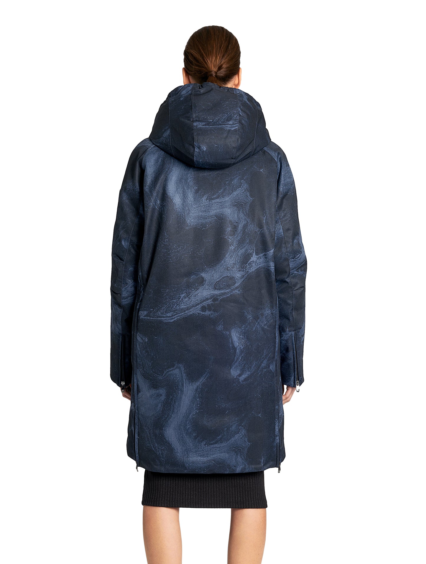 Dory Women's Tailored Back Zip Parka in knee length, premium Crosshatch fabrication, Premium Canadian White Duck Down insulation, non-removable down-filled hood, removable interior hood, centre front two-way zipper with wind flap, vertical zipper detailing along back, in Navy