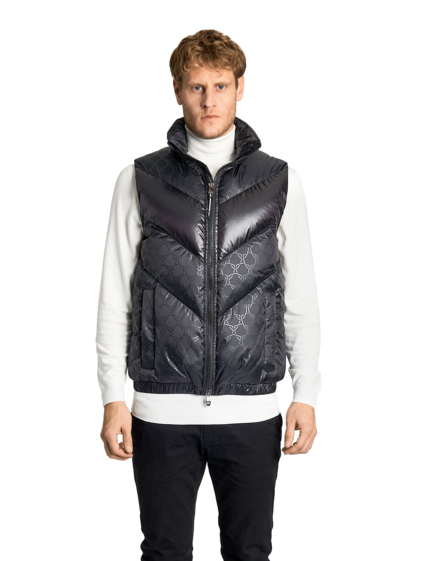 Kylo Men's Chevron Quilted Vest in hip length, premium cire technical nylon taffeta fabrication, Premium Canadian origin White Duck Down insulation, two-way centre-front zipper, fleece-lined pockets at waist, elasticized waistband, in Shield Monogram