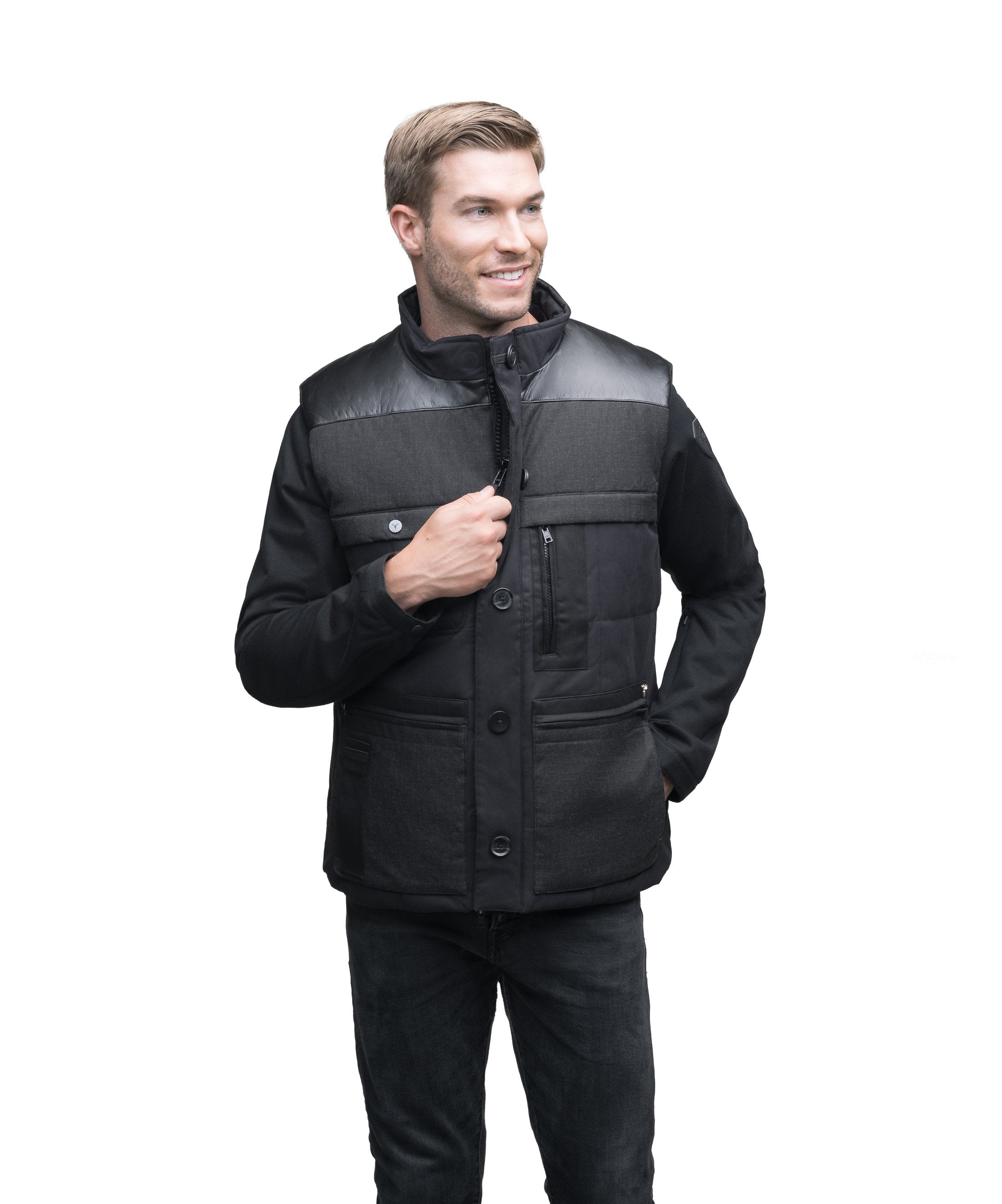 Men's outerwear store vest