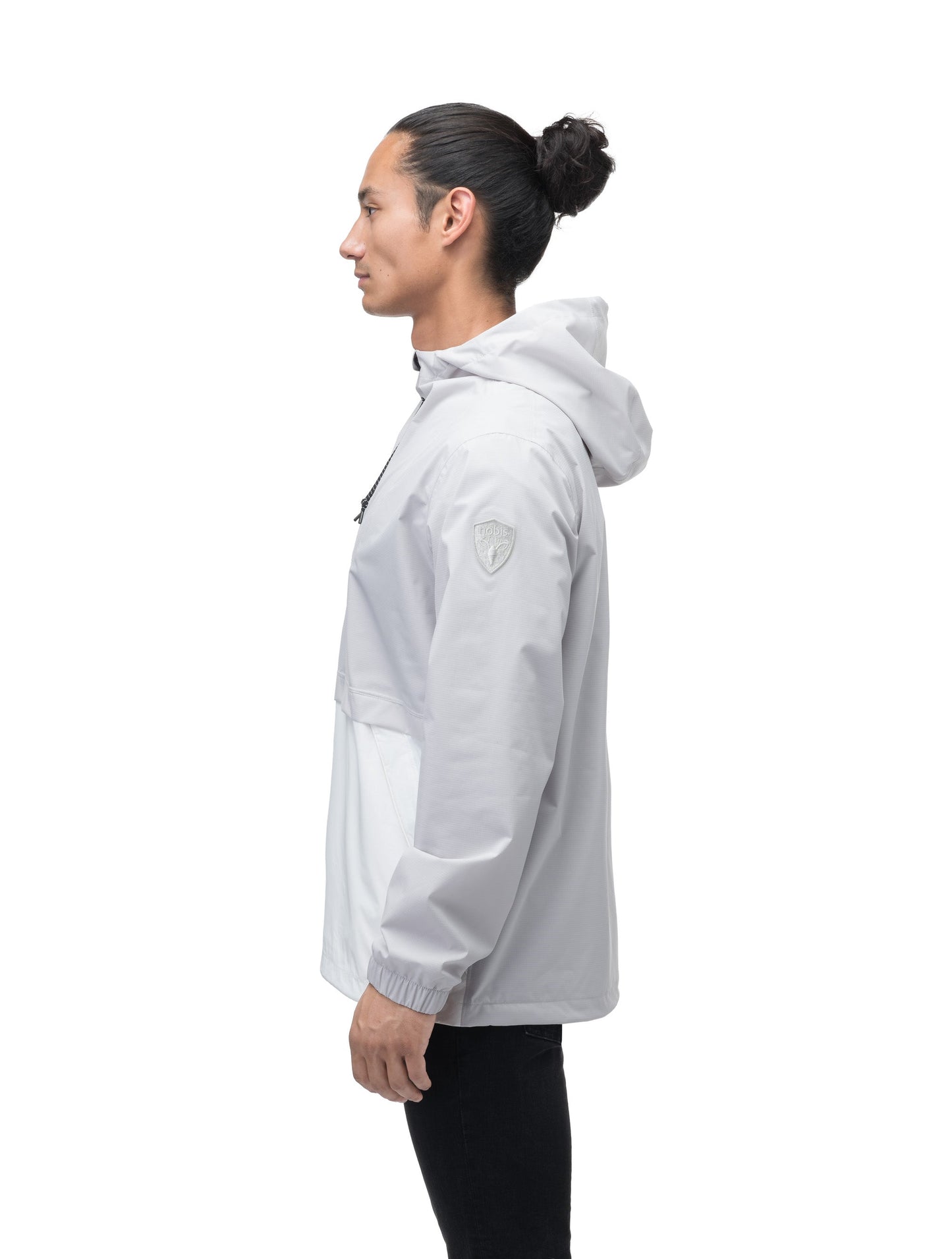 Men's hip length hooded pullover anorak with zipper at collar in Light Grey/Chalk
